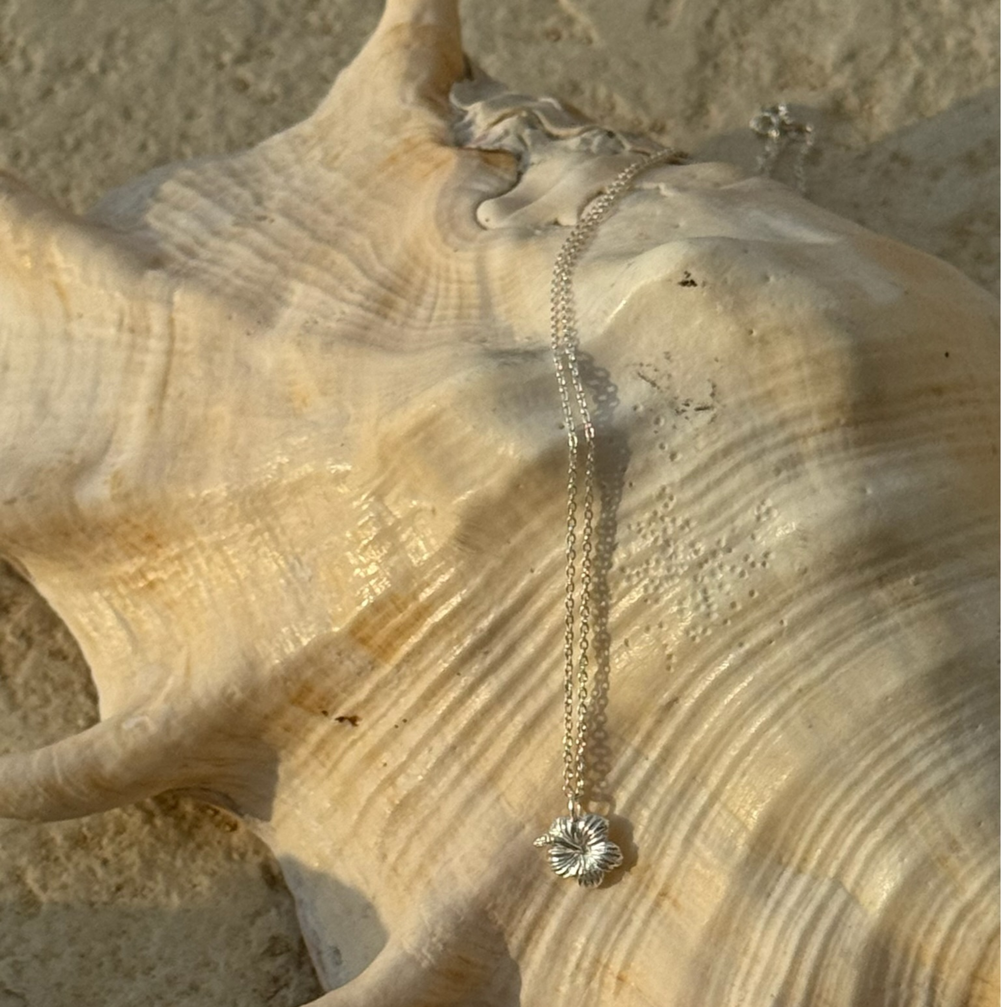 Lei Hibiscus Necklace